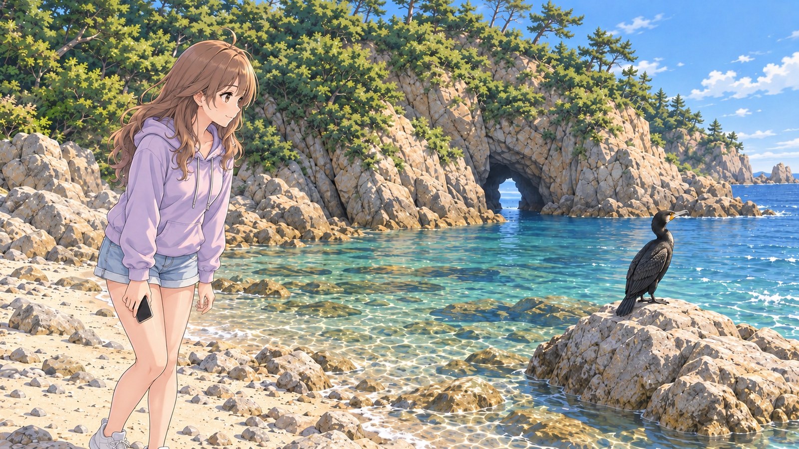 春の朝の鴨ヶ磯。ラベンダーのパーカーとデニムのショートパンツの主人公が、澄んだ浅瀬の岩にとまる黒い海鵜を見て、そっとほほえむ